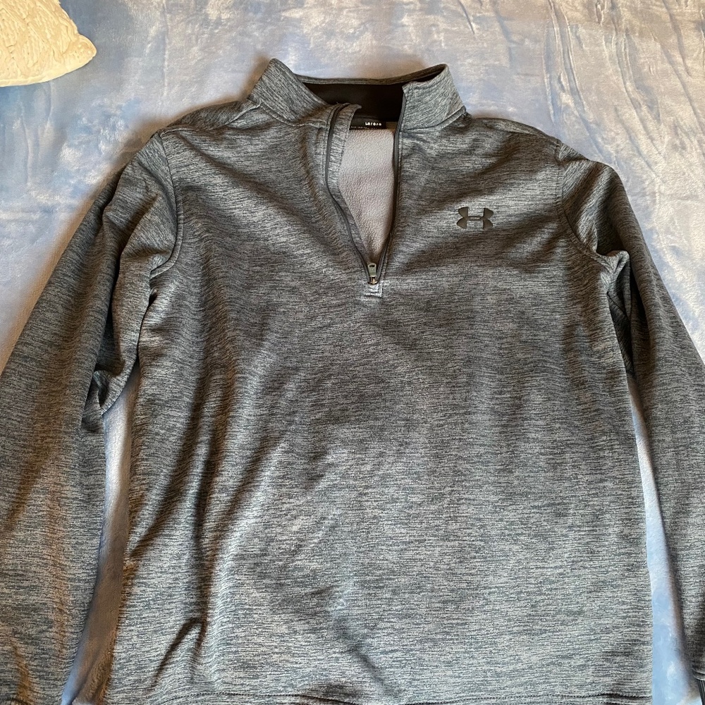 Under Armour sharp quarter zip in grey:)